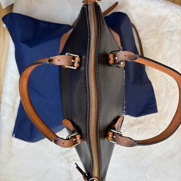 Dooney & Bourke Claremont Leather Black/Brown Domed Satchel/Crossbody/Sh… - Picture 5 of 16